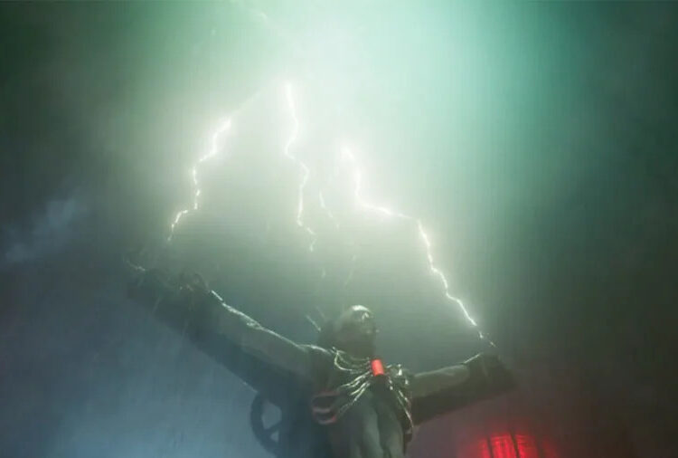 O mais recente exclusivo de ficção científica da Netflix é uma bagunça gráfica e com classificação R que você não consegue parar de assistir