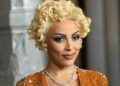 O penteado loiro de Doja Cat é um dos livros