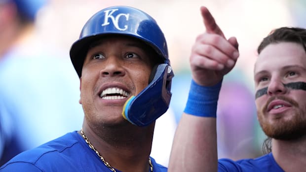 O que a extensão de 2 anos e US$ 25 milhões de Salvador Perez consegue para a realeza