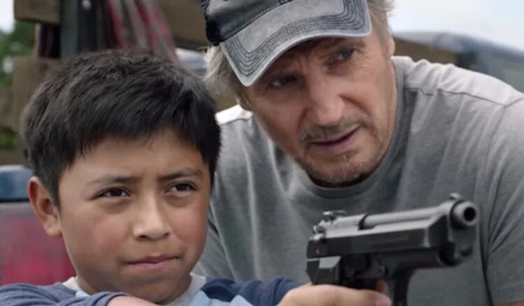 O thriller de ação de 2021 de Liam Neeson na Netflix é perfeito para os fãs de Clint Eastwood