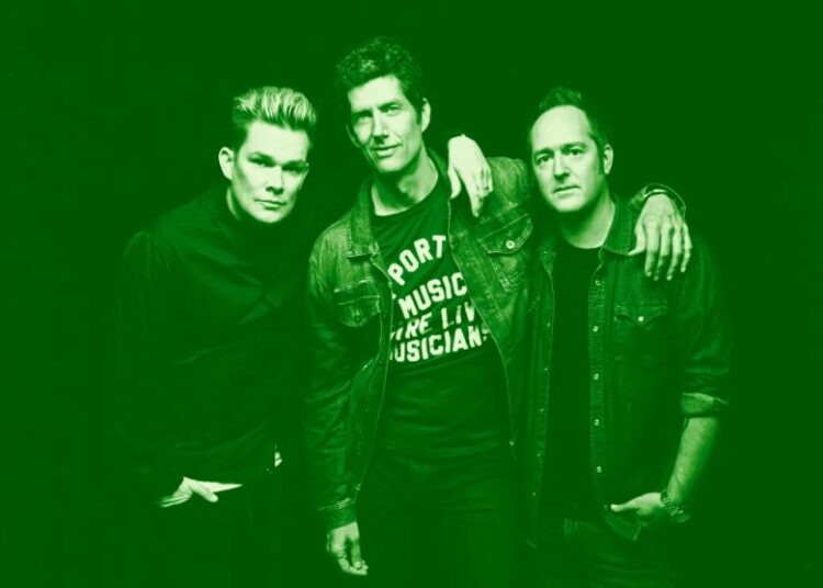 Orlando, saude seus novos senhores da música natalina: o supergrupo de rock dos anos 90 Ezra Ray Hart
