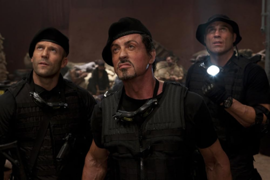 Os Mercenários 5 e Rambo Prequel recebem atualização emocionante
