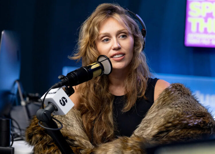 Os fãs escolhem 'Dream as One' de Miley Cyrus como a música favorita desta semana