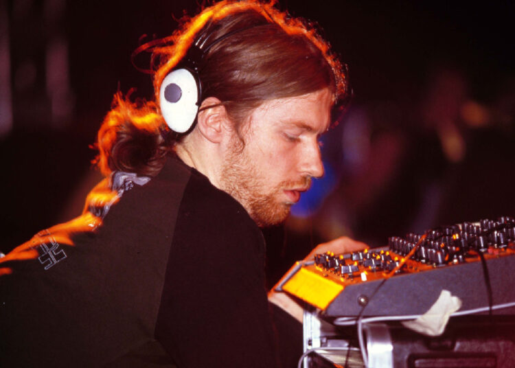 Ouça duas novas faixas do Aphex Twin – surpresa lançada no Soundcloud