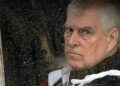 Pesadelo para Andrew Mountbatten Windsor como petição à beira de um marco | Real | Notícias