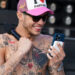 Pete Davidson fornece uma atualização surpreendente sobre sua remoção de tatuagem, 5 anos após o início do processo