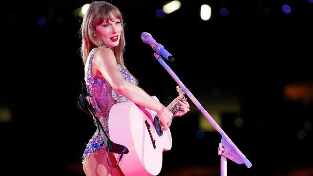 Por dentro da gravação do videoclipe 'Top Secret' de Taylor Swift no Reino Unido - Fonte