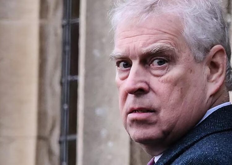 Pornografia e profissionais do sexo: novo Andrew afirma chocar o palácio
