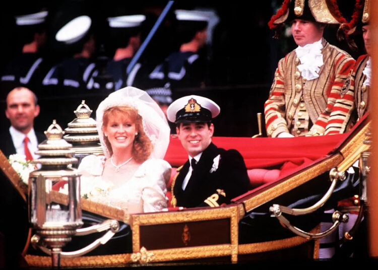 Príncipe Andrew e Sarah Ferguson planejam vender heranças de família por dinheiro: 'Pesadelo para a realeza'