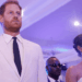 Príncipe Harry e Meghan Markle ajudam na mudança de parente real para os EUA - Fonte