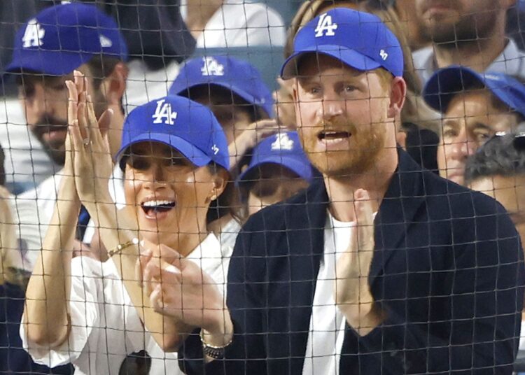 Príncipe Harry pede desculpas ao Canadá por usar boné do LA Dodgers na World Series | Notícias do mundo