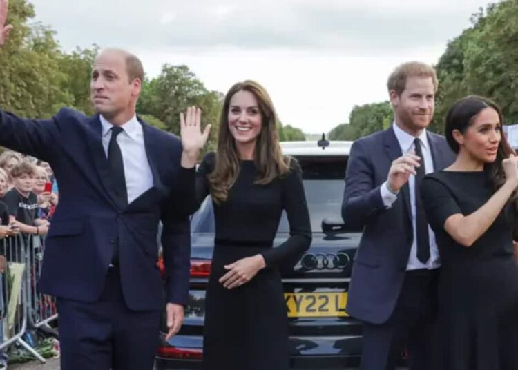 Quão preocupado está Harry, já que o príncipe William quer apagar ele e Meghan da família real? – Primeira postagem