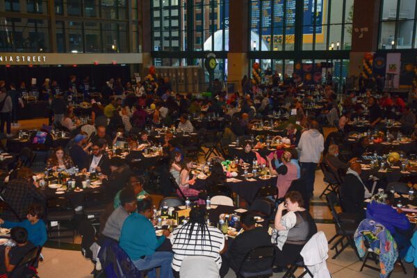 Recorder Rewind: Pacers retribuem com evento comunitário durante a temporada de férias