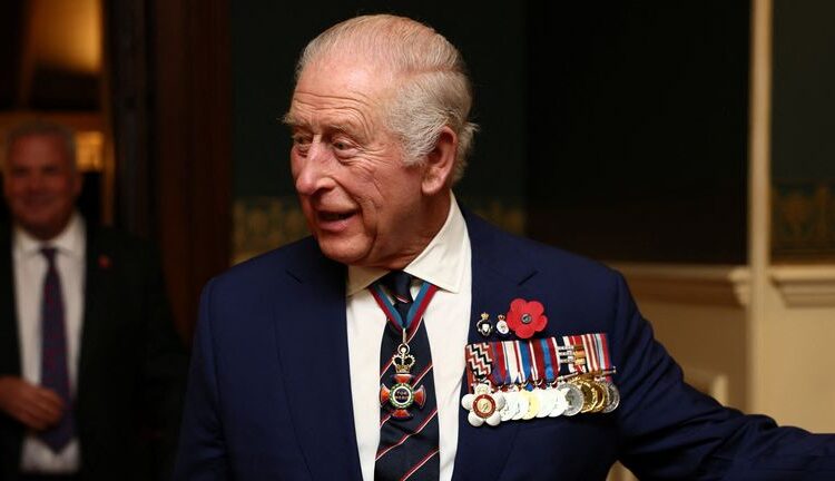 Rei, Princesa de Gales e Príncipe George participam do Festival of Remembrance – com Sir Rod Stewart entre os artistas | Notícias do Reino Unido