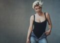 Robyn retorna com vídeo para nova música ‘Dopamine’: Assistir