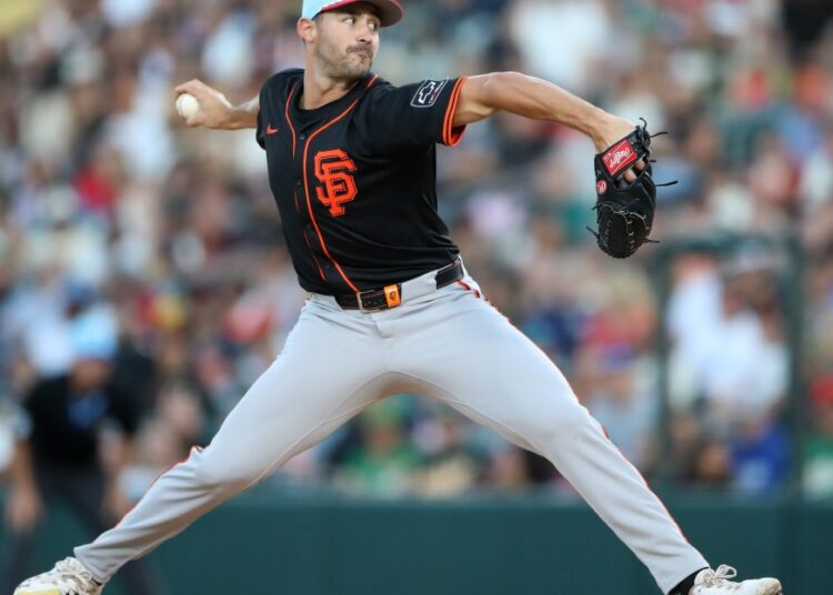 Royals adquire o arremessador Mason Black dos Giants
