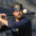 Royals contrata Connor Dawson como treinador de rebatidas