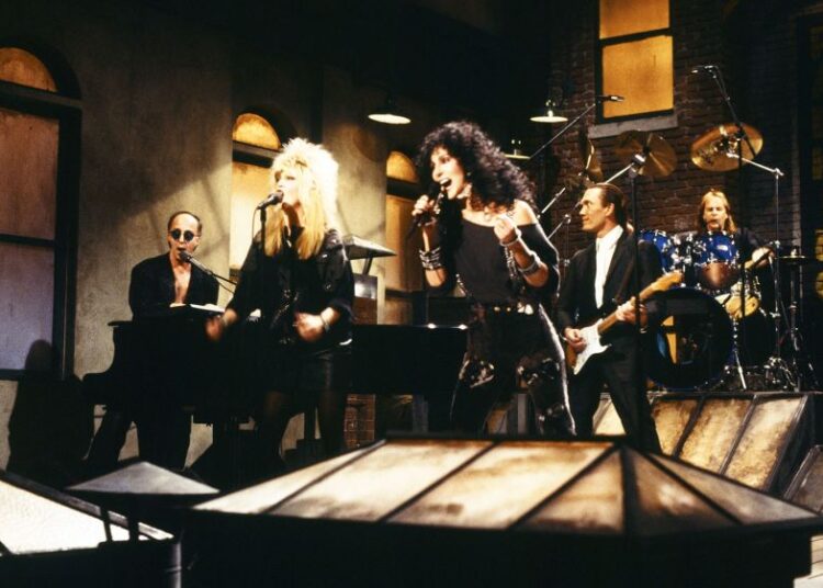 'SNL' contrata Cher como convidada musical pela primeira vez em quase 40 anos