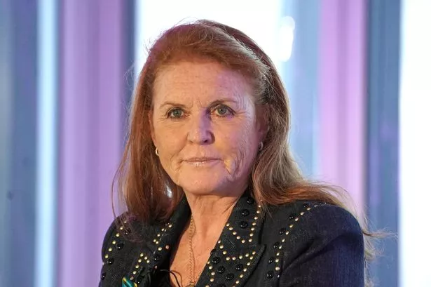 Sarah Ferguson 'abalada profundamente' com o 'exílio de Andrew' da família real