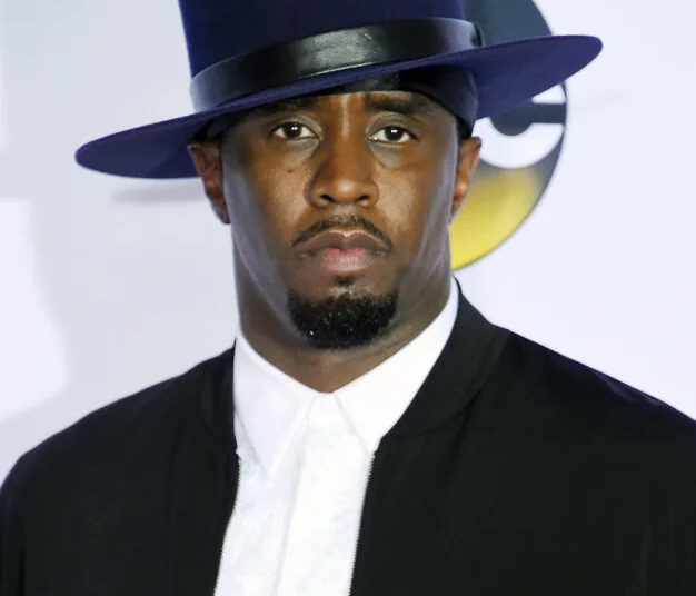 Sean 'Diddy' Combs está quase irreconhecível na primeira foto da prisão