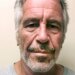 Senador democrata aborda sem rodeios os temores dos arquivos de Epstein