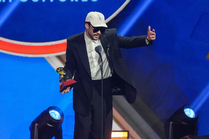 Superstar Trump-Trashing ganha grande destaque no Grammy Latino de 2025