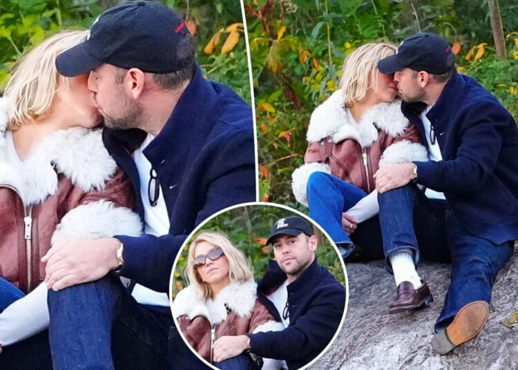 Sydney Sweeney e Scooter Braun se beijam no Central Park