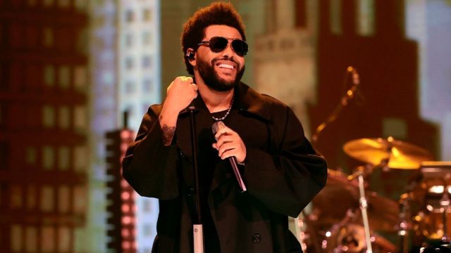 The Weeknd faz história com turnê arrecadando US$ 1 bilhão
