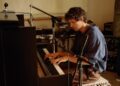 Tobias Jesso Jr. anuncia novo álbum ‘shin e’: ouça “I Love You”