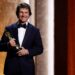 Tom Cruise elogia o poder do cinema ao receber o Oscar honorário