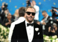 Tom Ford dirigirá o drama 'Cry to Heaven', estrelado por Adele em estreia como ator