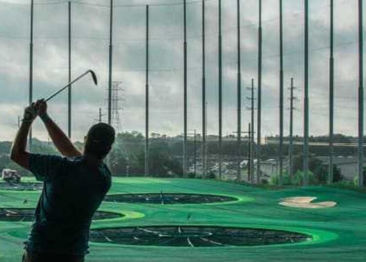 Topgolf abre o primeiro novo centro de golfe e entretenimento em Braunfels