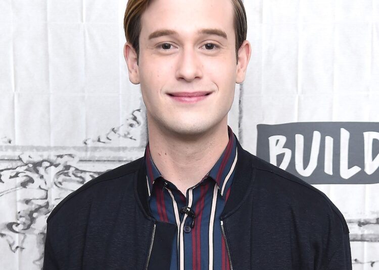 Tyler Henry passa pela terceira cirurgia de tumor cerebral