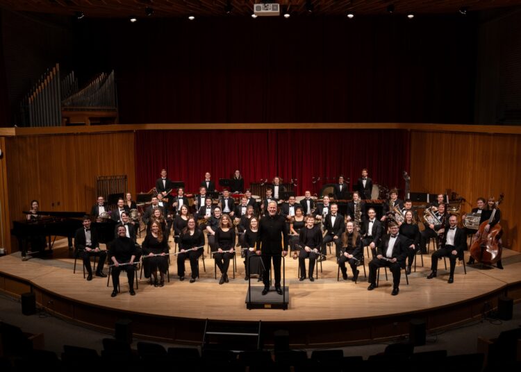 UW-Stevens Point hospedando concertos musicais em novembro