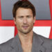 Veja: Colman Domingo e Glen Powell saem para a estreia de 'Running Man'