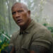 'Você está casualmente de férias e a rocha para ao seu lado.' Veja Dwayne Johnson surpreendendo os fãs no set de Jumanji 4