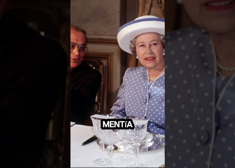 Los Extraños Hábitos Alimenticios de la Realeza 🍽️👑 #FamiliaReal #DatosCuriosos  #shorts