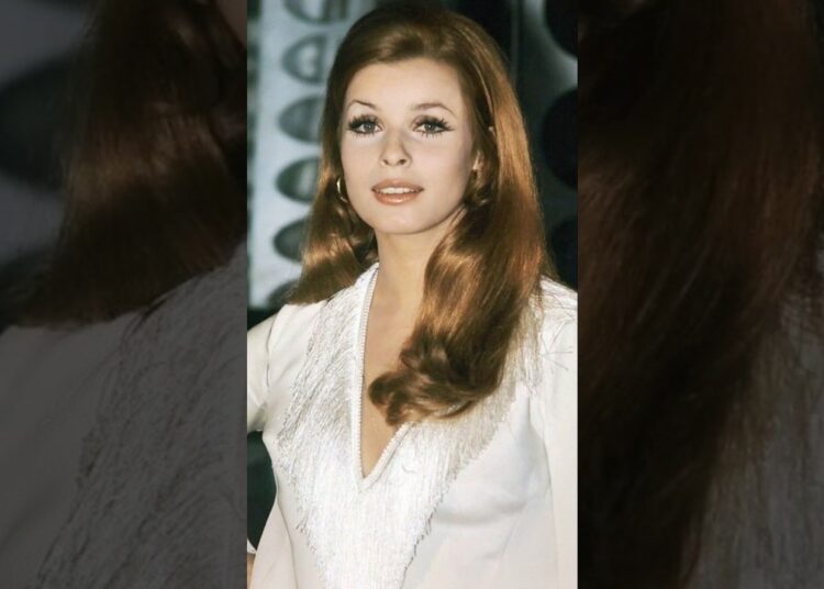 Classic Actresses Who Changed A Lot! Then vs Now 😮