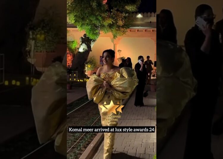 🥀Lux Style Awards 2025 ✨ Full Celebrity Appearance | Pakistani Actors Red Carpet Highlights💃