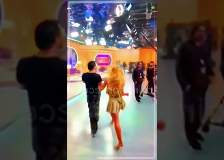 Virginia Fonseca e SBT em q1ed1