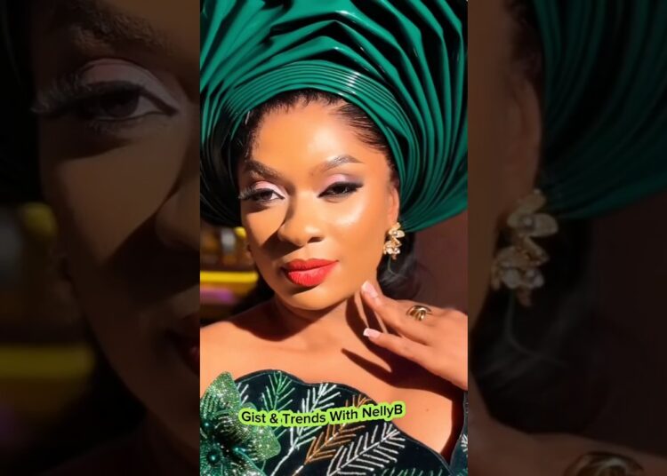 Queen 👑 May Edochie Dazzling In Pure Royalty And Draped In Georgeous 🥰 Outfit ❤️⭐👇