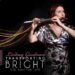 A apresentadora musical do WKAR, Linda Kernohan, compõe música para o novo álbum de flauta clássica