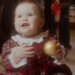 A bebê princesa Ines é a estrela do vídeo docemente caótico de decoração de Natal da família real sueca