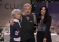 A estrela de 'SNL' Bowen Yang se despede em um emocionante esboço final antes de sair do programa da NBC