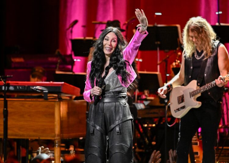 Cher se apresenta