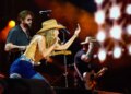A lista de artistas da véspera de Ano Novo de Nashville inclui Lainey Wilson