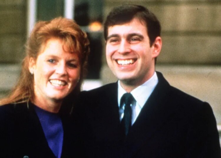 Andrew e Sarah Ferguson se reunirão com a família no batizado | Galeria