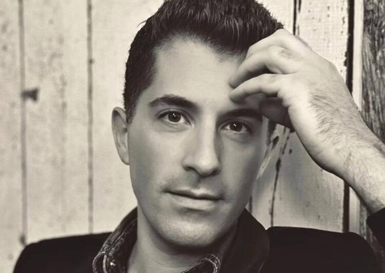 Anthony Nunziata fala sobre sua nova música, planos futuros e a era digital