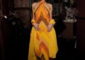 Ariana Grande Styles Vintage Bob Mackie Bandwagon com vestido de Carol Burnett para ‘Saturday Night Live’