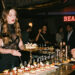 Austin une Nova York, Los Angeles, Chicago e Miami para oferecer uma vida noturna deslumbrante com bares abertos luxuosos, canapés decadentes e entretenimento ao vivo para um evento de NYE perfeito